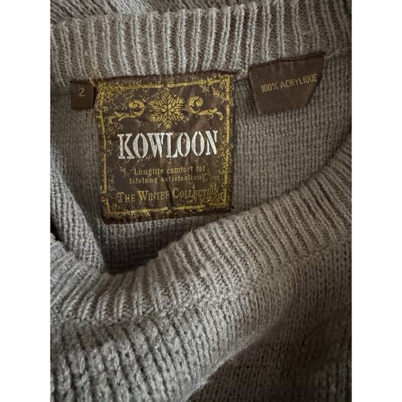 Kowloon Winter Collection Embroidered Cursive Knit Sweater Medium - Picture 9 of 10